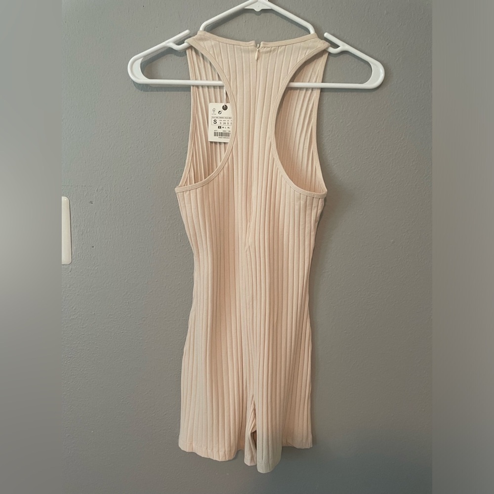 Zara Ribbed Sleeveless Bodysuit Romper‎ size S- Nude NWT - Picture 3 of 6